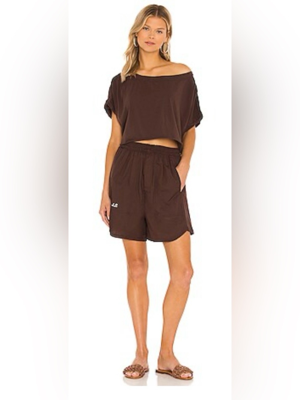 🆕Women’s Free People Perfect Pima Boxer
Set in Cocoa Bean -Size Medium. NWT